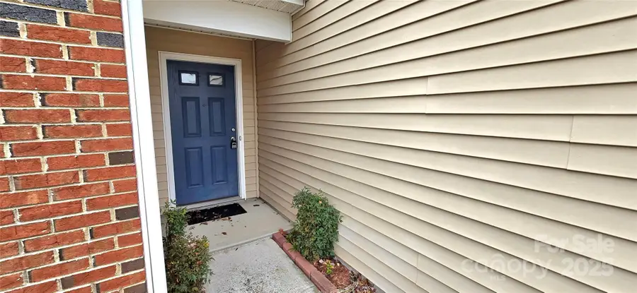 3220 Ernest Russell Court, Charlotte, NC 28269 - Image #3