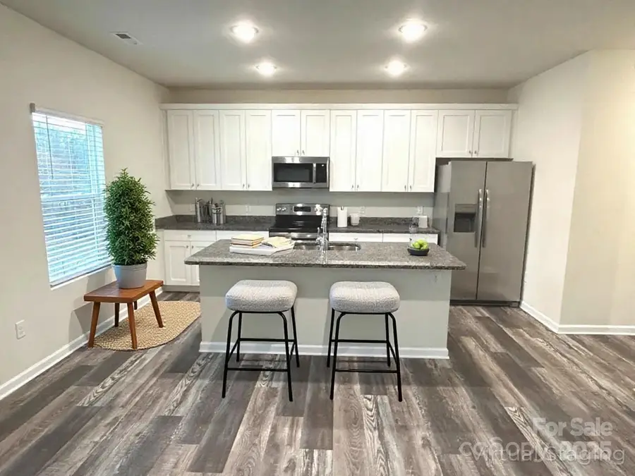 574 30th Avenue Circle Ne, Hickory, NC 28601 - #2