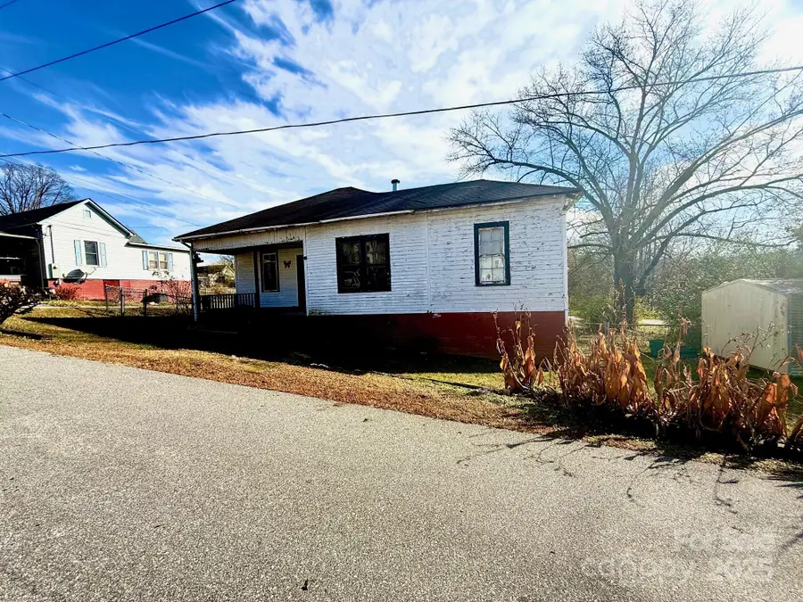 45 Gladden Street, Marion, NC 28752 - Image #2