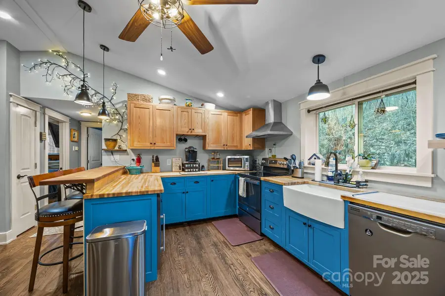 2144 Wilson Road, Asheville, NC 28806 - Image #3