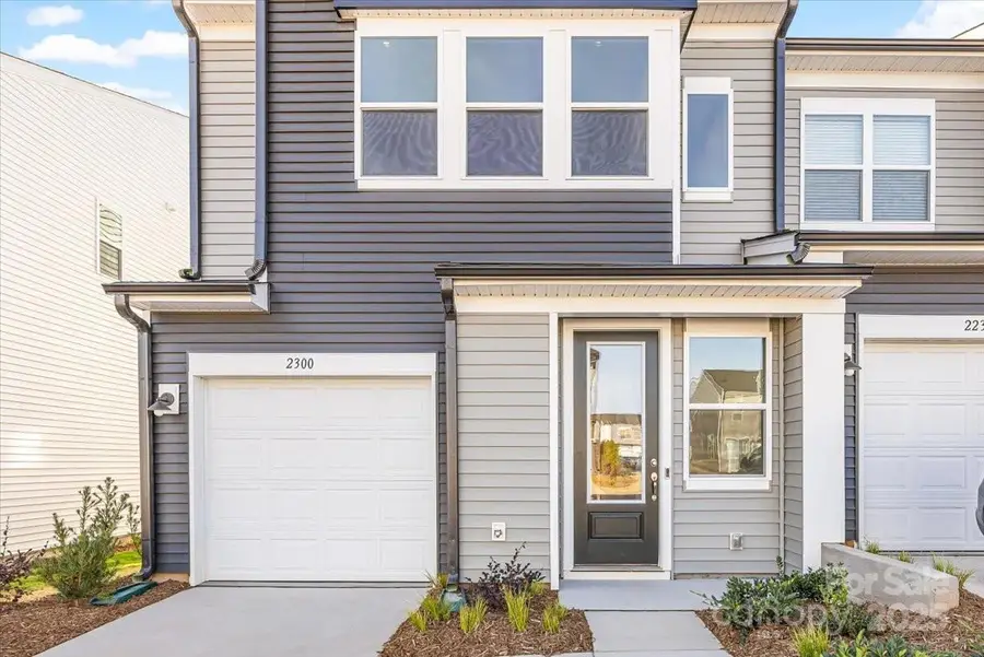 2300 Endeavor Run, Charlotte, NC 28269 - Image #2