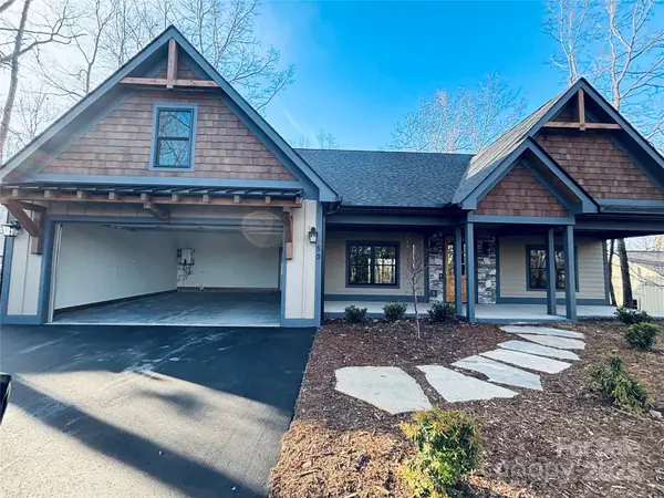 50 Udvawadulisi Court, Brevard, NC 28712