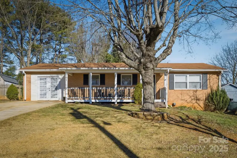 102 Page Street, Morganton, NC 28655 - Image #2