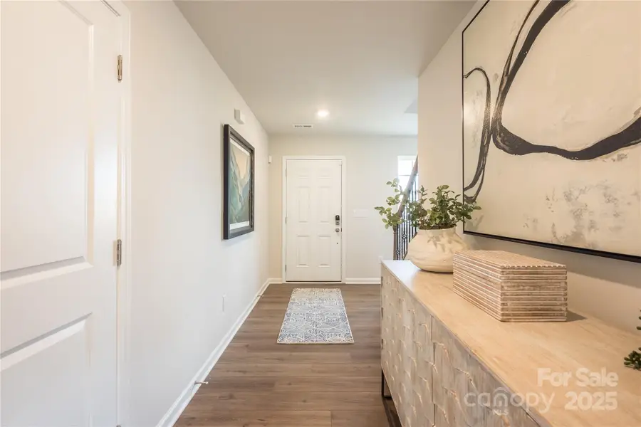 10010 Chatham Run Lane, Charlotte, NC 28262 - Image #3