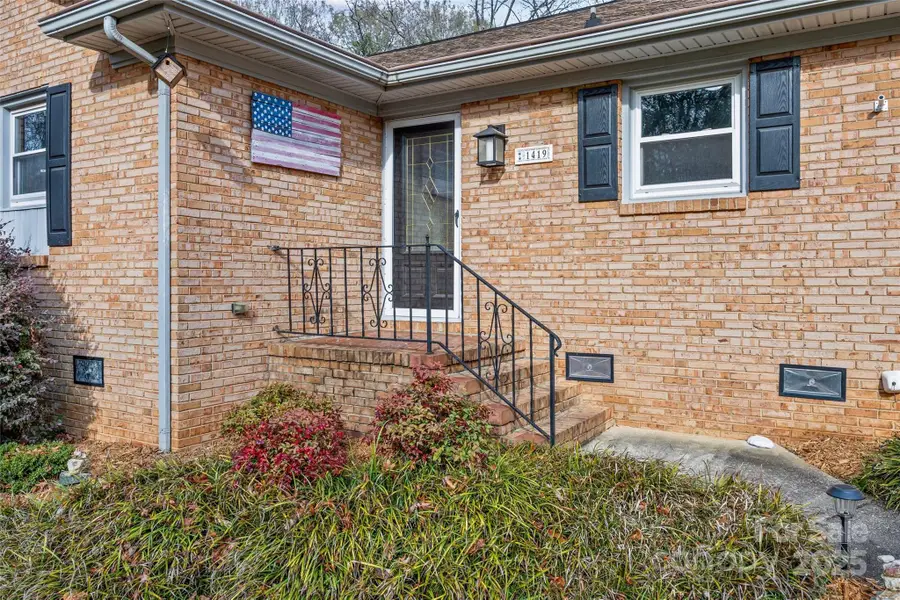 1419 Marlwood Circle, Charlotte, NC 28227 - Image #3