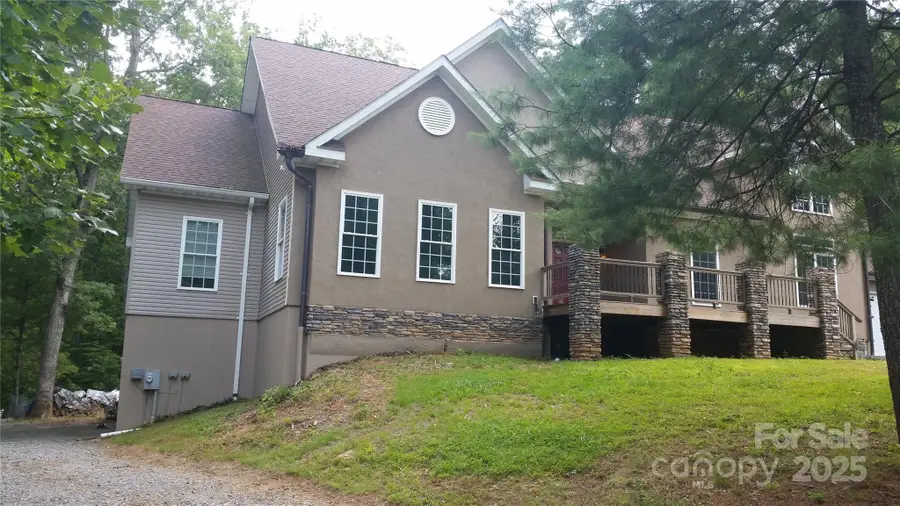 31 Reeds Creek Road, Fairview, NC 28730 - Image #2