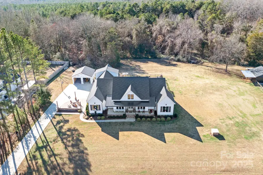 2391 Lee Lawing Road, Lincolnton, NC 28092 - Image #2