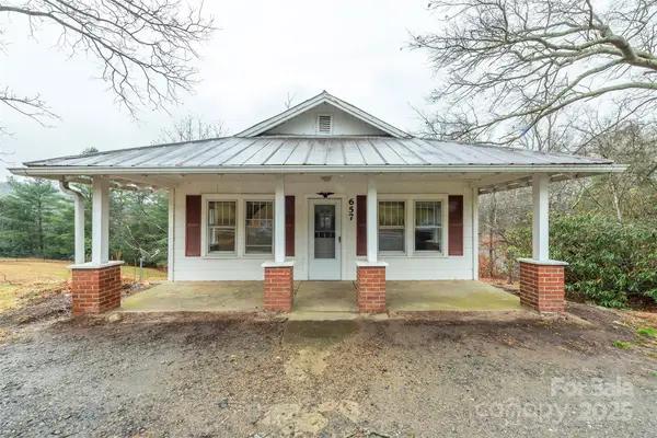 657 Old Fort Road, Fairview, NC 28730