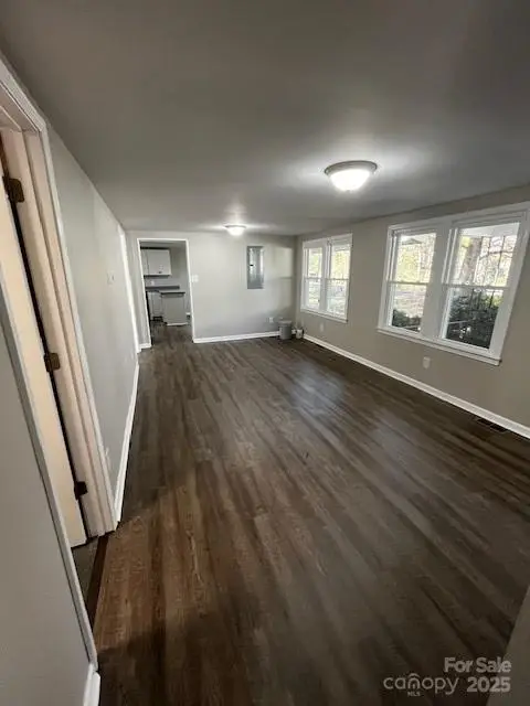 109 Lineview Drive, Matthews, NC 28105 - Image #2