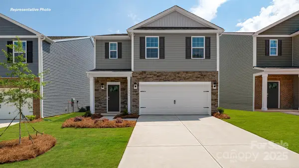 620 13th Avenue Drive Ne, Hickory, NC 28601