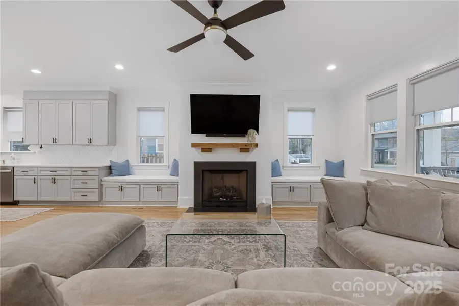 1009 Pryor Street, Charlotte, NC 28208 - Image #3