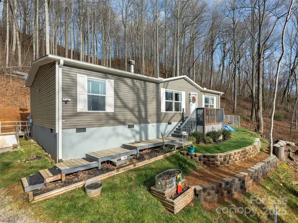 424 Arrington Acres Drive, Waynesville, NC 28786
