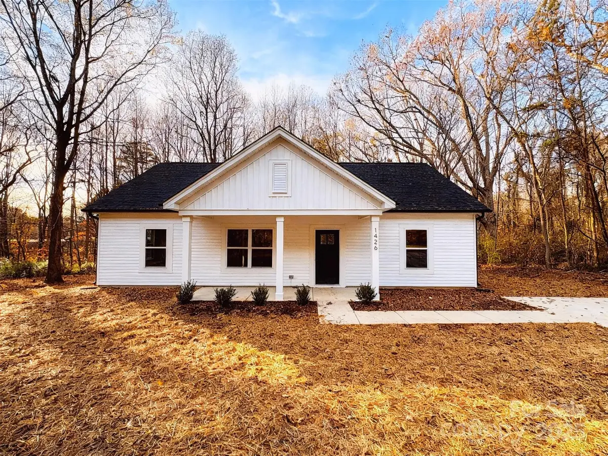 1426 Harris Street, Statesville, NC 28677 - Image #1