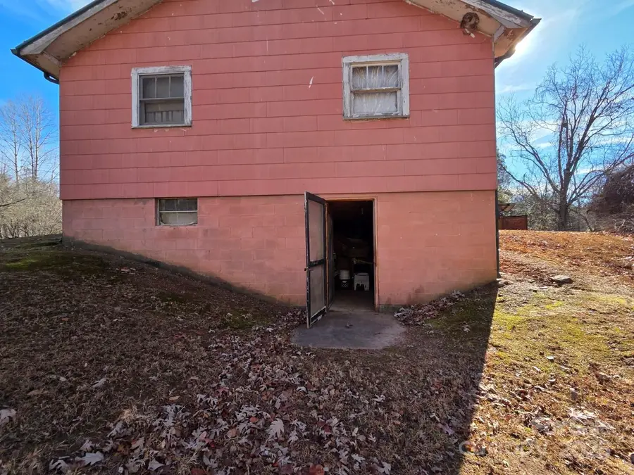 4992 Leger Road, Valdese, NC 28690 - Image #2