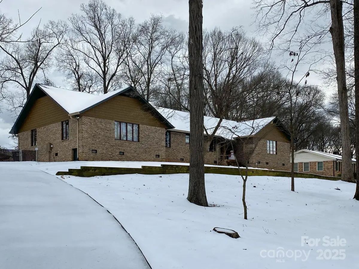 114 Old Mine Road, Mount Holly, NC 28120 - Image #1