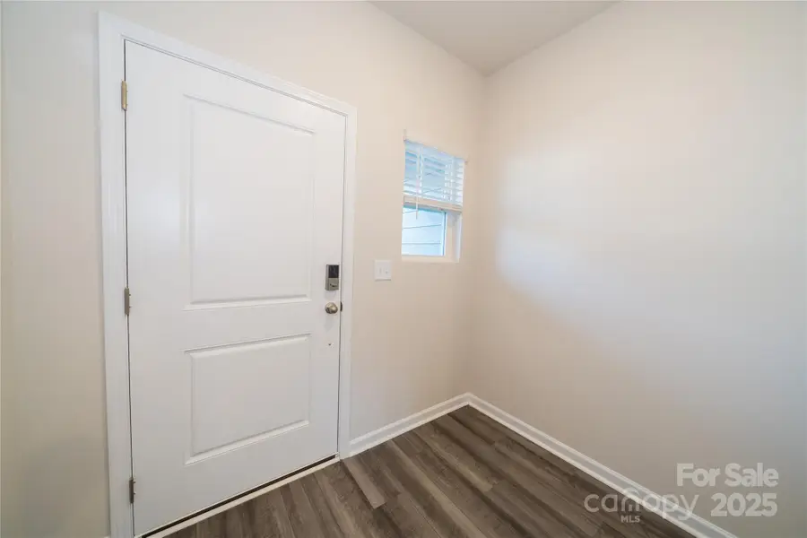 8008 Hidden Springs Trail, Charlotte, NC 28216 - Image #2