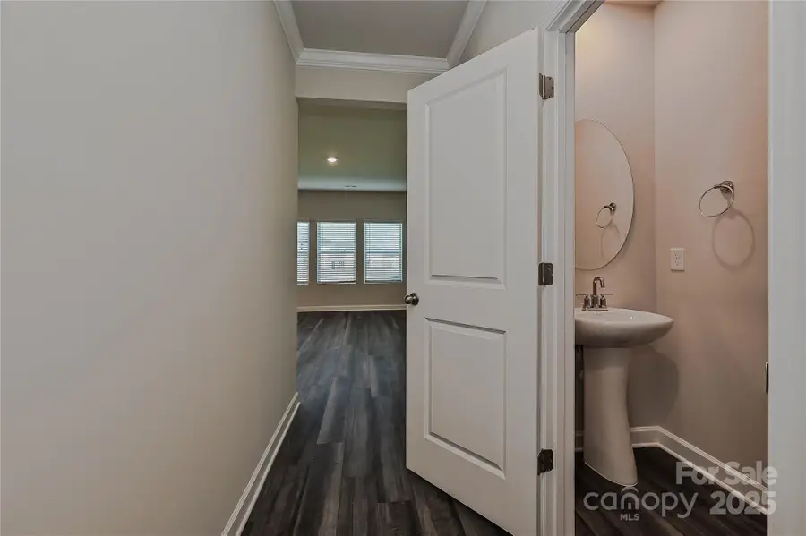 1313 30th Street Lane Ne, Conover, NC 28613 - Image #3