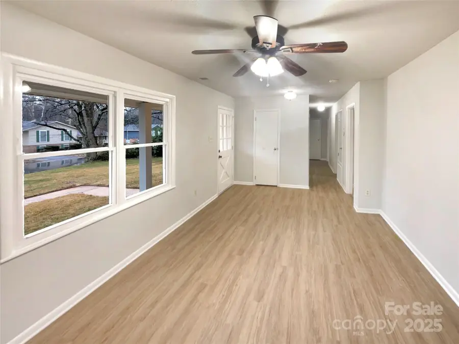 506 King Arthur Drive, Gastonia, NC 28056 - #3