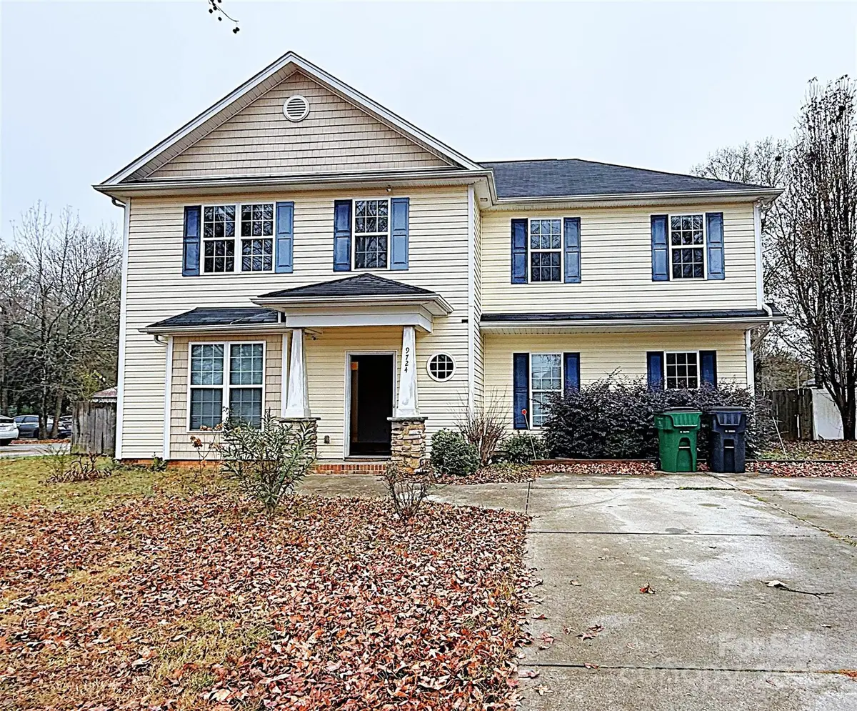 9724 E E W T Harris Boulevard, Charlotte, NC 28227 - Image #1