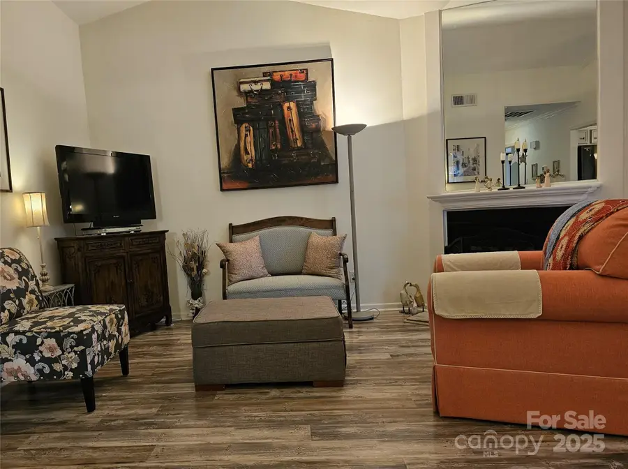 11105 Silkwood Court, Charlotte, NC 28226 - Image #2