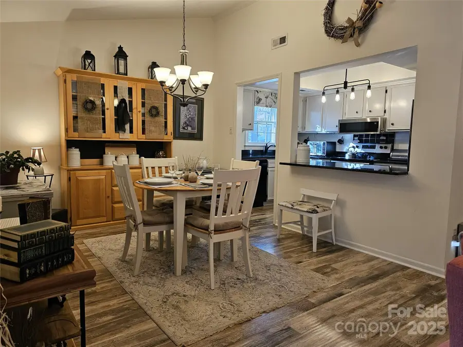 11105 Silkwood Court, Charlotte, NC 28226 - Image #3