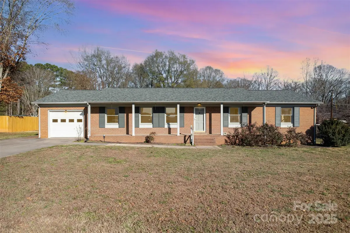 830 S Magnolia Street, Mooresville, NC 28115 - Image #1