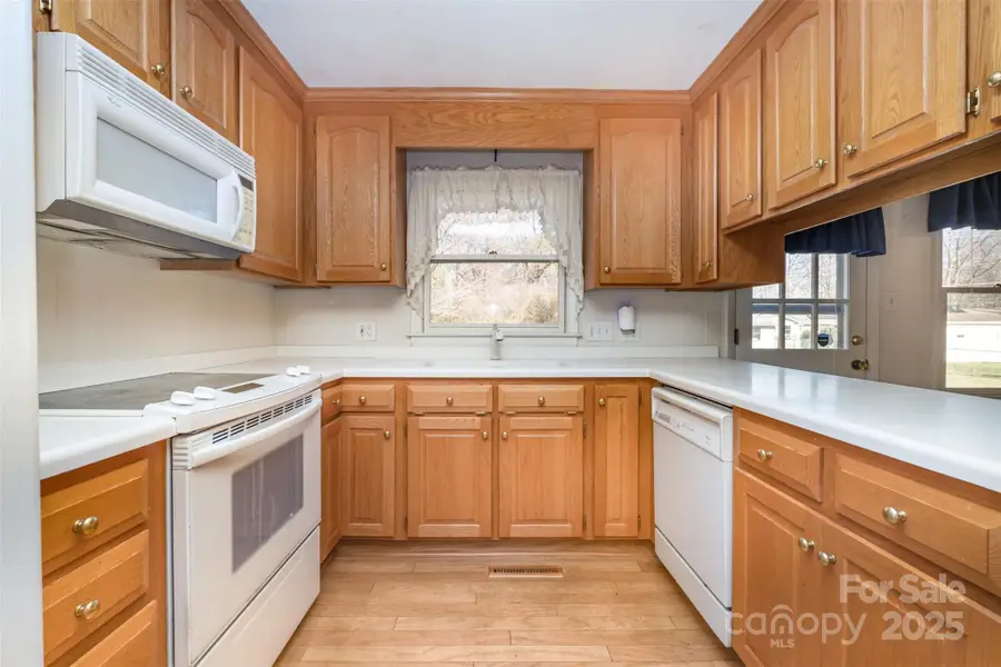 830 S Magnolia Street, Mooresville, NC 28115 - Image #2