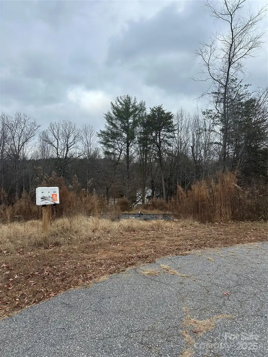 4853 33rd Street Court Ne, Hickory, NC 28601 - Image #3