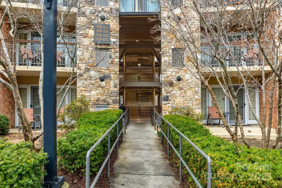 430 Bowling Park Road, Asheville, NC 28803 - Image #3