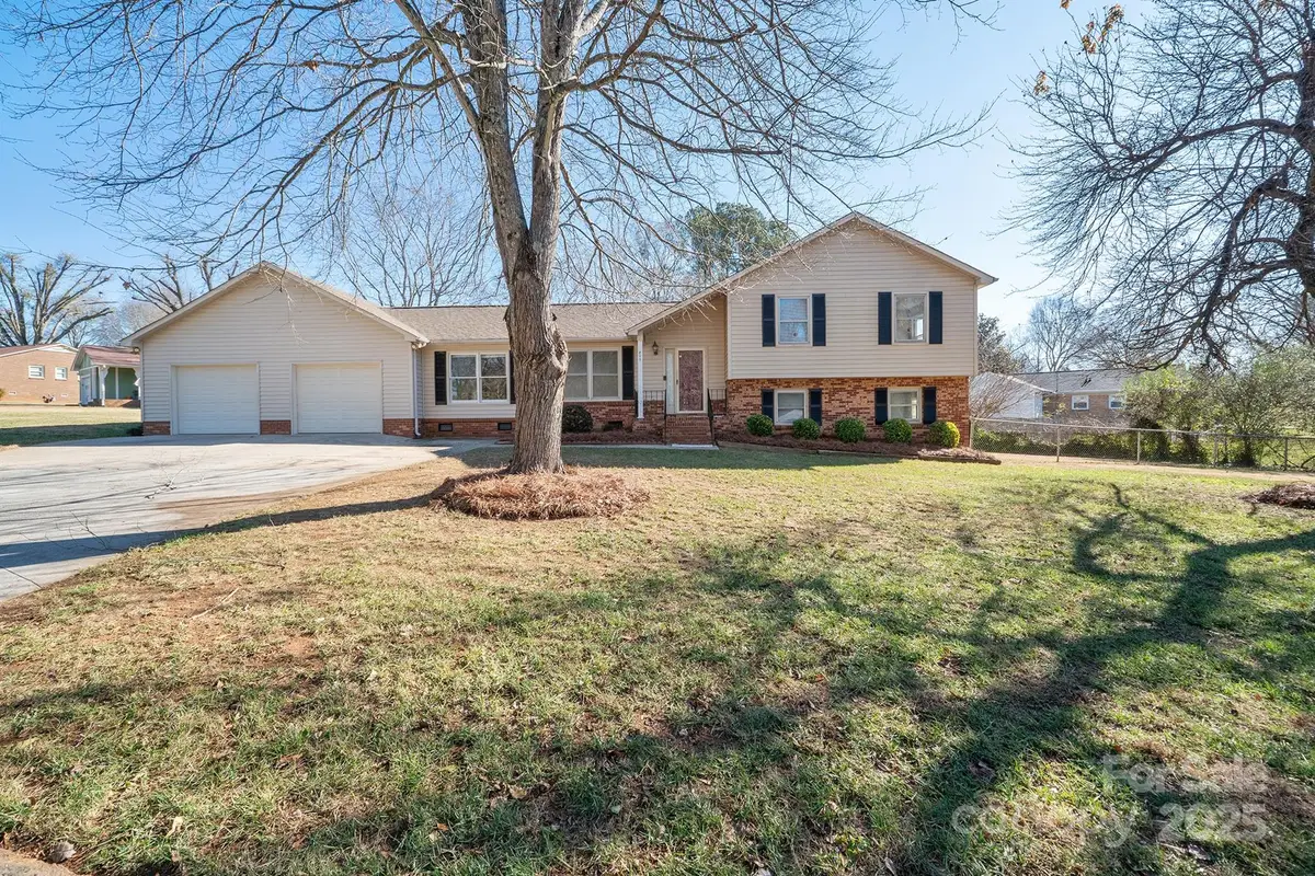 809 Tait Street, Lincolnton, NC 28092 - Image #1