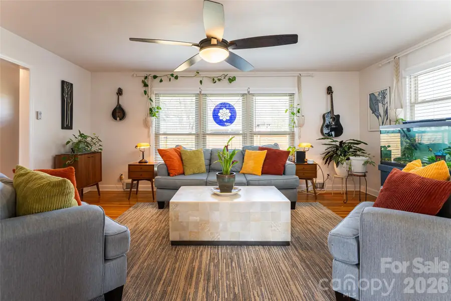 10 Lance Lane, Asheville, NC 28806 - #2