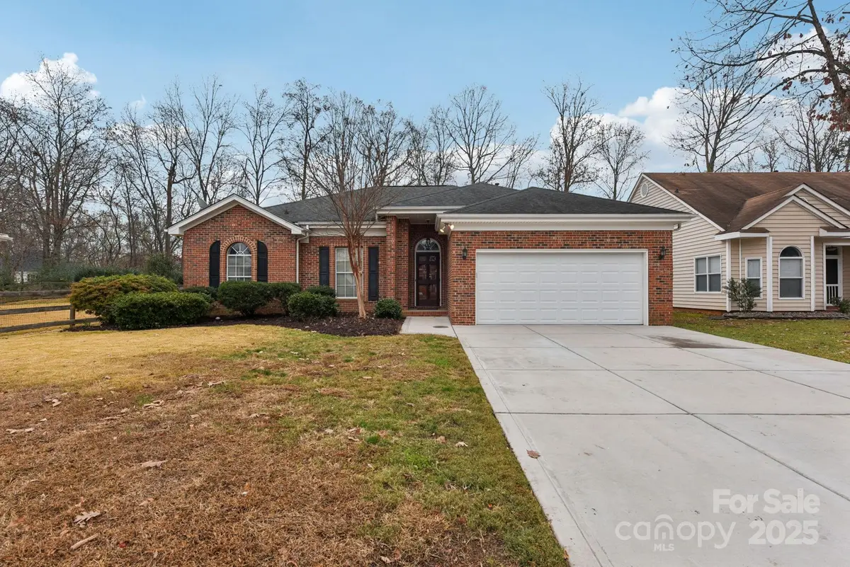 121 Ashford Hollow Lane, Mooresville, NC 28117 - Image #1