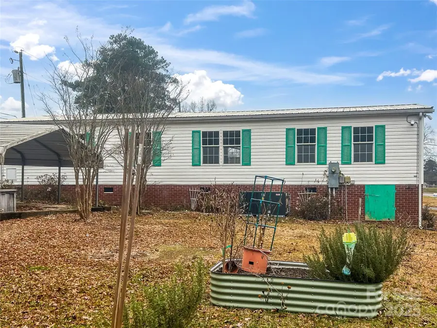 205 W Haywood Lane, Mount Gilead, NC 27306 - #3