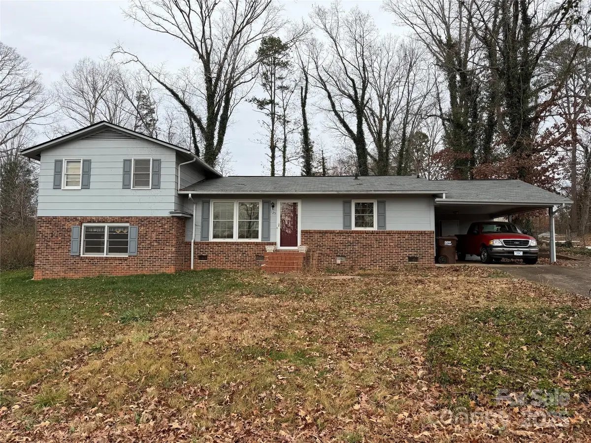 125 Mckinney Street, Rutherfordton, NC 28139 - Image #1