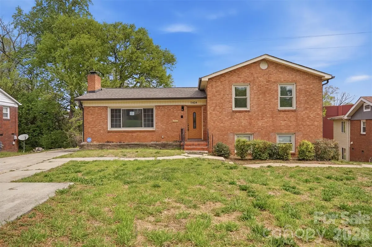 1424 Dean Street, Charlotte, NC 28216 - #1