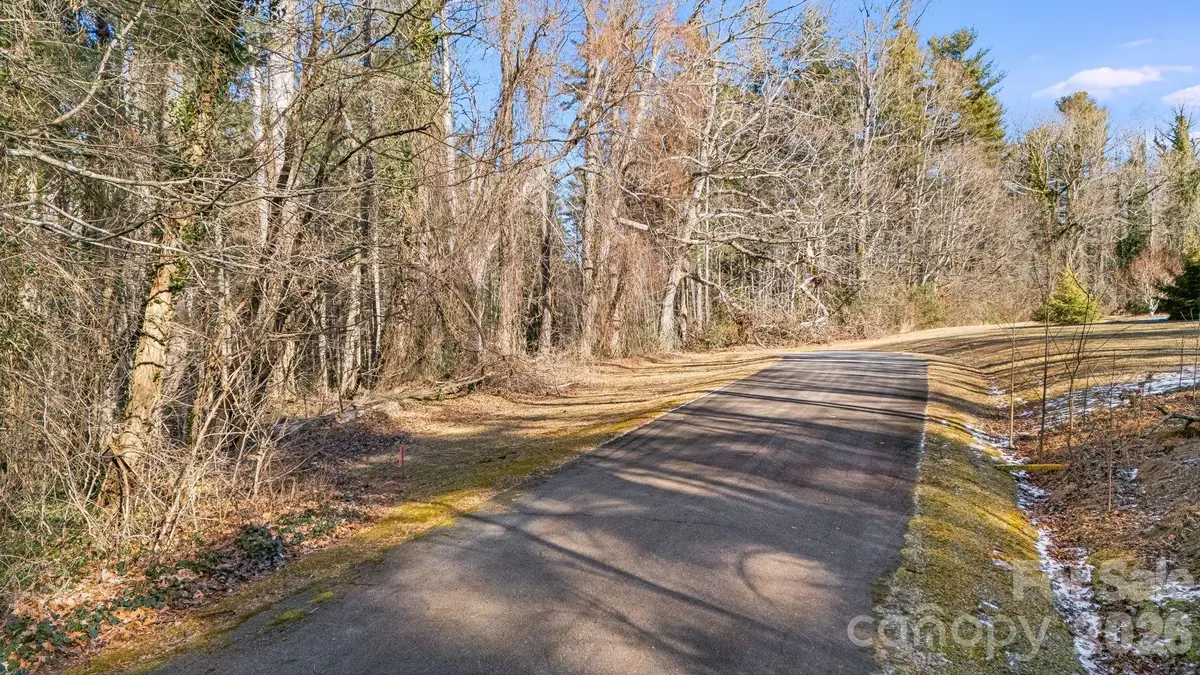 008 Roberts Lane N #8, Flat Rock, NC 28731 - #1