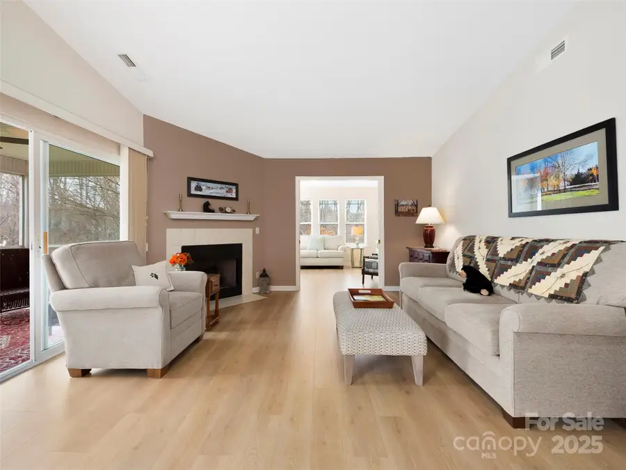 3901 Wood Duck Way, Hendersonville, NC 28792 - Image #3