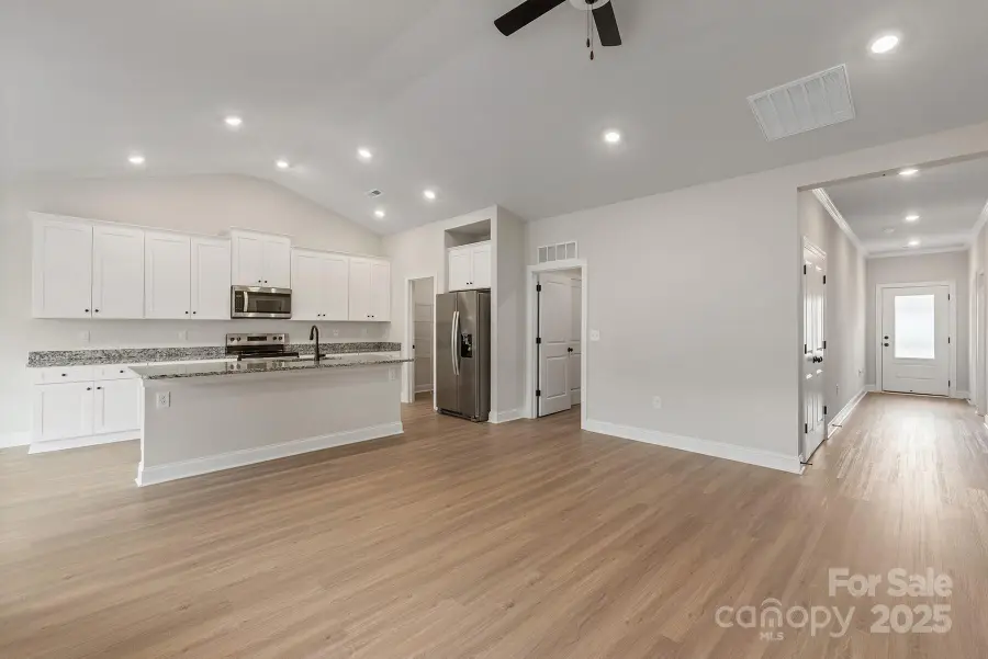 4131 Bolo Drive, Charlotte, NC 28215 - Image #3