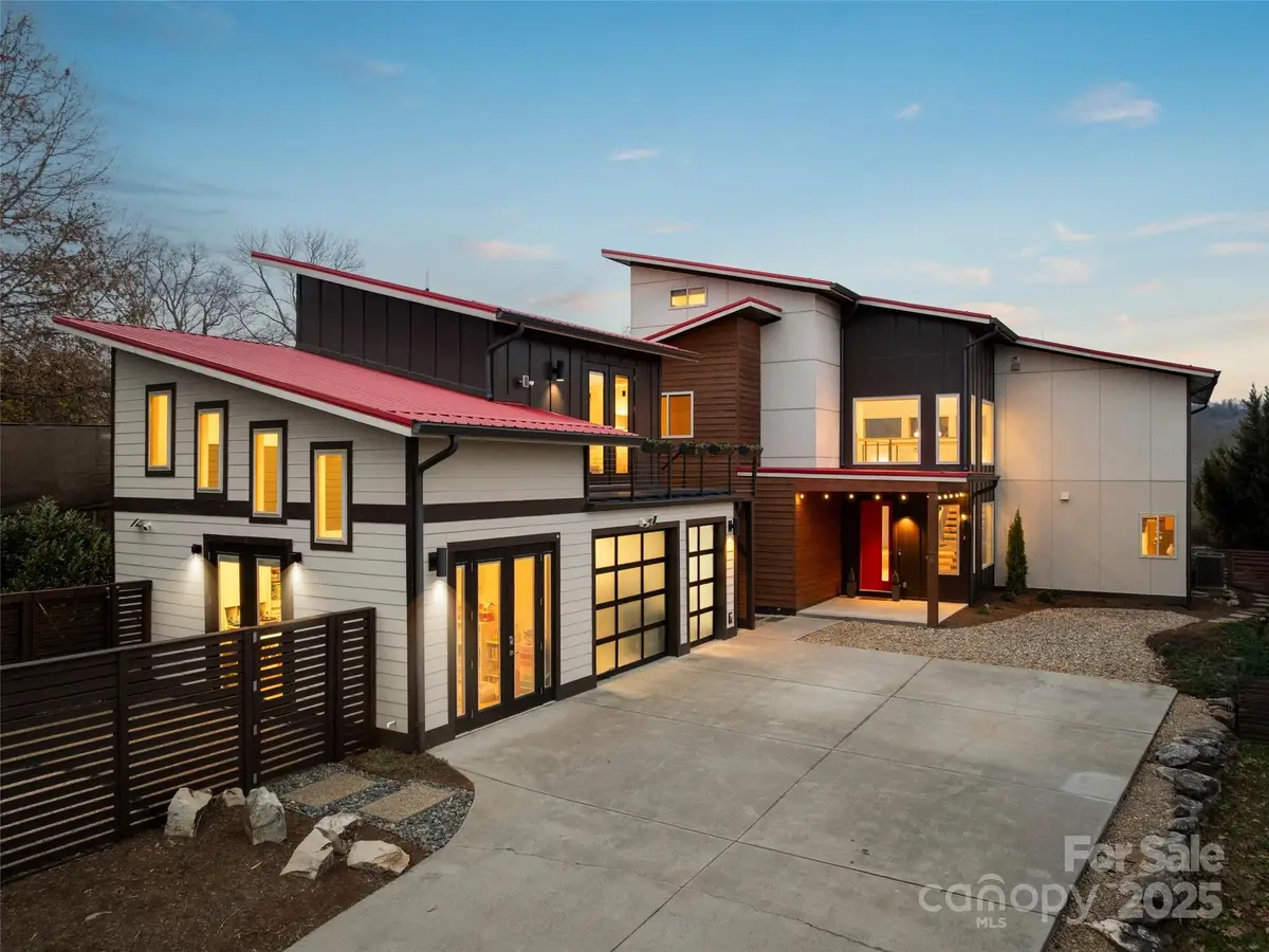 46 Park Avenue N, Asheville, NC 28801 - Image #1