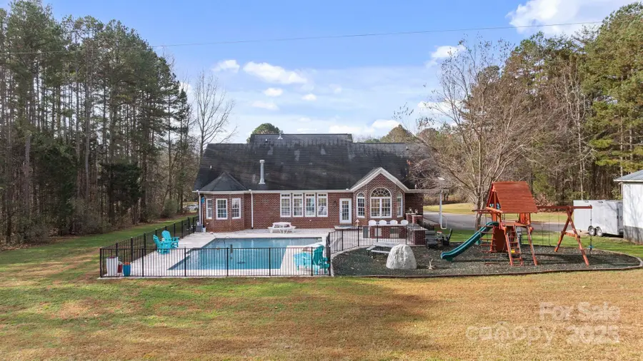 14425 Dori Drive, Huntersville, NC 28078 - Image #2