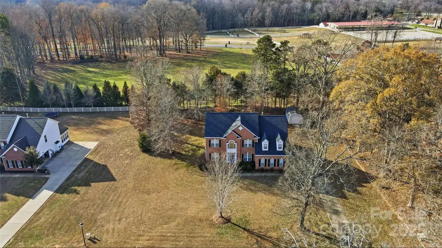 6525 Heath Glen Drive, Mint Hill, NC 28227 - Image #2
