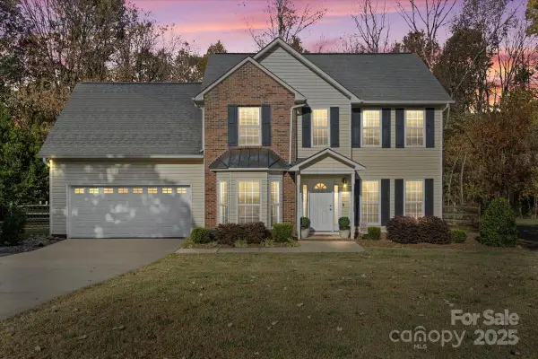 2016 Shadwell Court, Gastonia, NC 28056