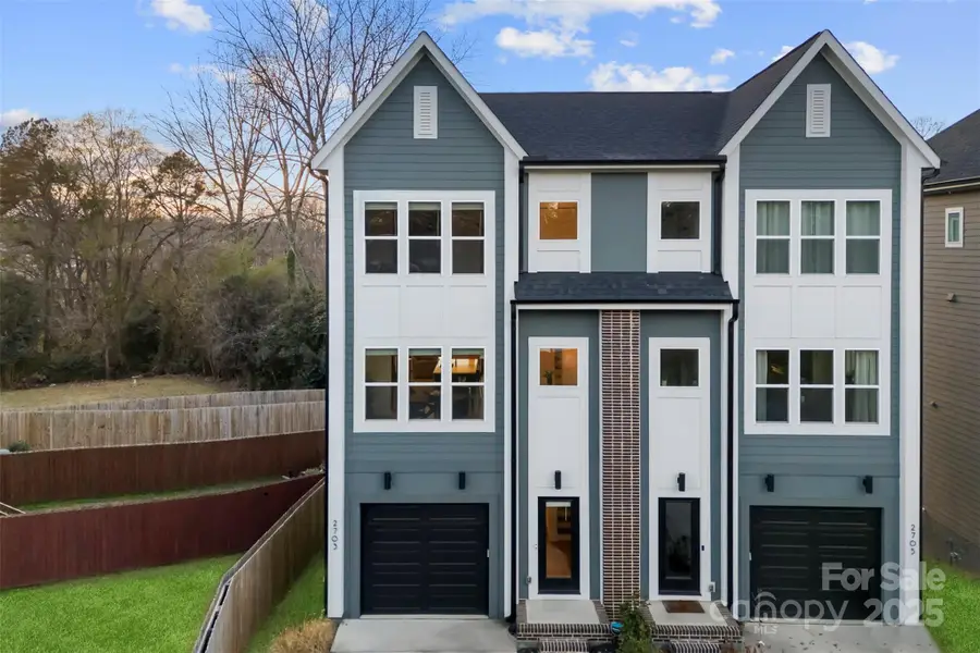 2703 Parkway Avenue, Charlotte, NC 28208 - Image #2