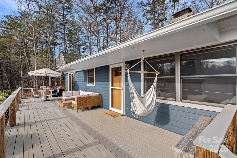 7501 Carolyn Street, Denver, NC 28037 - Image #2