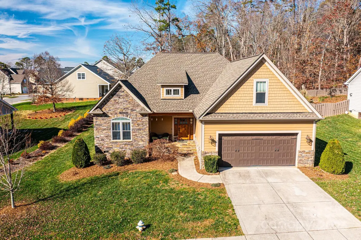 3911 13th Street Ne, Hickory, NC 28601 - Image #1