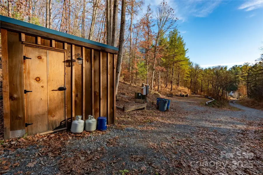 726 Lower White Oak Road, Marshall, NC 28753 - Image #2