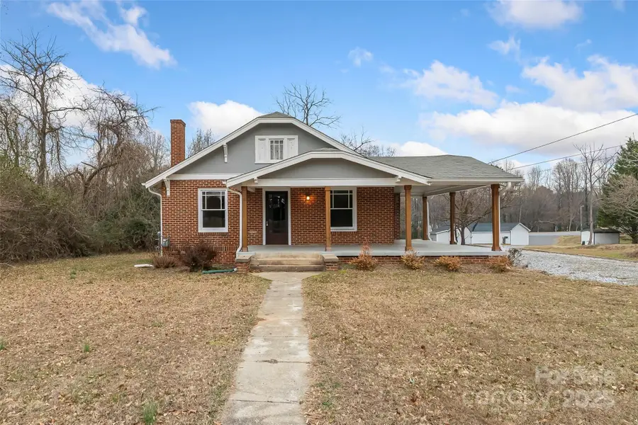2523 Kool Park Road Ne, Hickory, NC 28601 - #2