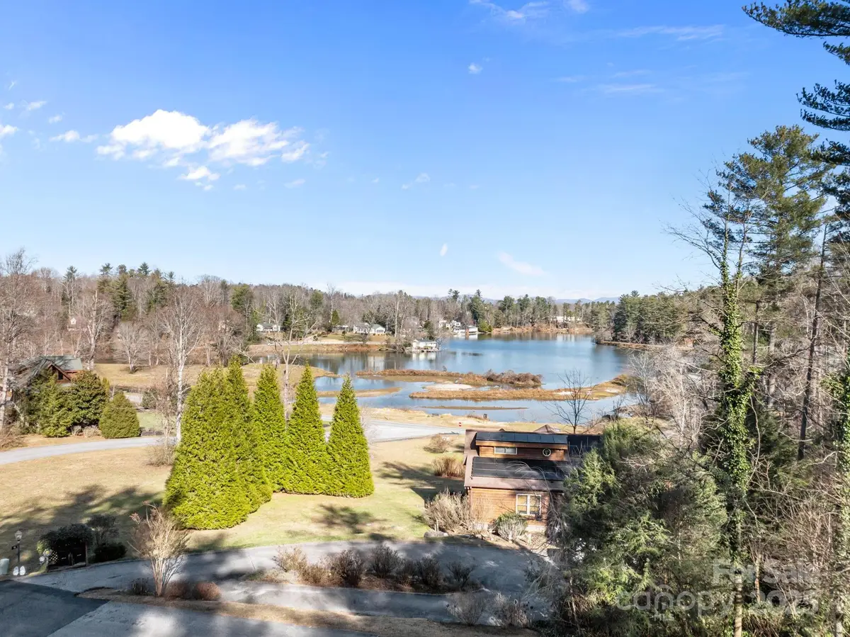 114 Oscelake Way, Hendersonville, NC 28739 - Image #1