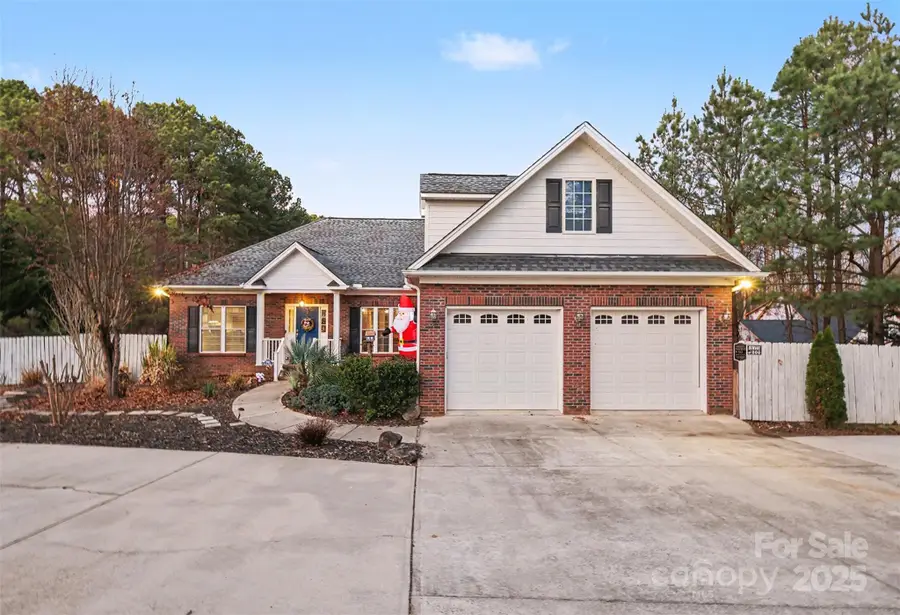 5418 Commodore Place, Clover, SC 29710 - Image #2