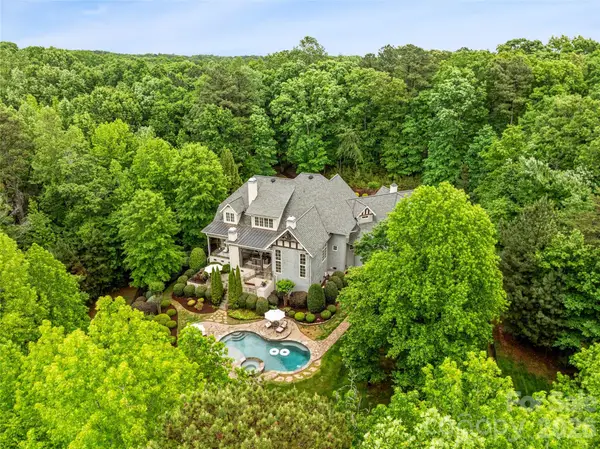 9105 Island Point Road, Charlotte, NC 28278